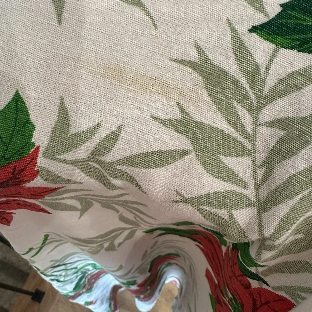VTG Poinsettia‎ Holly Christmas Tablecloth Rectangle 70x56